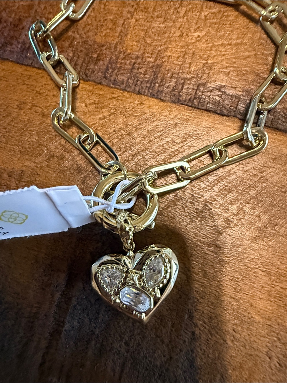 Kendra Scott Gold Heart Chain Bracelet with White Crystal stones - Picture 3 of 3